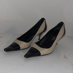 Chanel Black and White Kitten Heels Sz 38.5